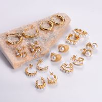 1 Pair Simple Style Solid Color Plating 304 Stainless Steel Pearl 18K Gold Plated Ear Studs main image 1