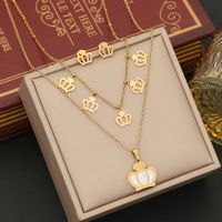 Wholesale Simple Style Star Heart Shape Crown 304 Stainless Steel Copper Plating 18K Gold Plated Zircon Pendant Necklace sku image 3