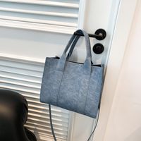 Women's Pu Leather Solid Color Streetwear Square Zipper Handbag sku image 2