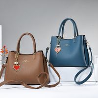 Women's Pu Leather Solid Color Vintage Style Bucket Zipper Bucket Bag main image 5