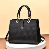 Women's Pu Leather Plaid Solid Color Elegant Vintage Style Square Zipper Buckle Handbag sku image 4