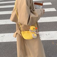 Girl's Plush Animal Cute Dumpling Shape Buckle Crossbody Bag main image 2