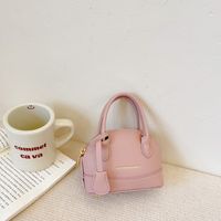 Girl's Pu Leather Solid Color Cute Semicircle Zipper Handbag main image 3