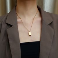 304 Stainless Steel 18K Gold Plated Simple Style Commute Plating Solid Color Pendant Necklace main image 1
