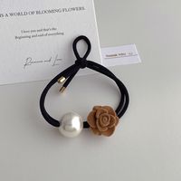 Elegant Sweet Flower Artificial Pearl Woolen Silica Gel Hair Tie sku image 1