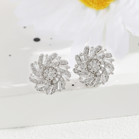 1 Pair Cute Sweet Snowflake Plating Inlay Copper Zircon 18k Gold Plated Ear Cuffs main image 3