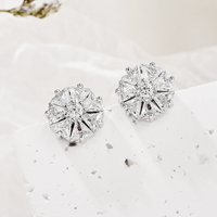 1 Pair Cute Sweet Snowflake Plating Inlay Copper Zircon 18k Gold Plated Ear Cuffs sku image 3