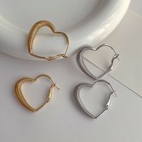 1 Piece Elegant Sweet Heart Shape Plating Copper 18k Gold Plated White Gold Plated Hoop Earrings main image 3