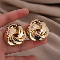 1 Pair Vintage Style Geometric Solid Color Plating Metal Ear Studs main image 2