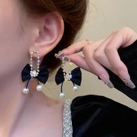 1 Pair Elegant Vintage Style Bow Knot Tassel Plating Inlay Copper Alloy Rhinestones Drop Earrings main image 4