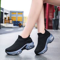 Women's Commute Solid Color Round Toe Sports Shoes main image 1