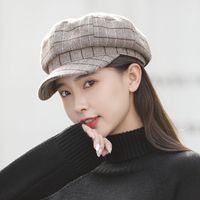 Women's Basic Simple Style Plaid Curved Eaves Beret Hat main image 1