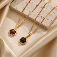 Elegant Simple Style Color Block Copper Plating Inlay Natural Stone Obsidian 18k Gold Plated Pendant Necklace main image 5