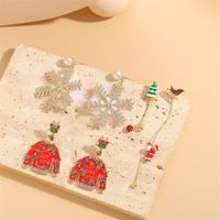 1 Pair Cute Sweet Santa Claus Snowflake Enamel Plating Inlay Alloy Rhinestones Gold Drop Earrings main image 8