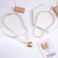 Elegant Cute Heart Shape Artificial Pearl Alloy Plastic Wholesale Double Layer Necklaces main image 3