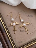 1 Pair Retro Cross Heart Shape Inlay Alloy Artificial Pearls Gold Plated Drop Earrings main image 3