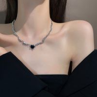 Simple Style Heart Shape Alloy Chain Women's Pendant Necklace main image 4
