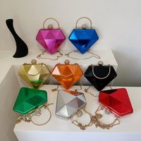 Women's Arylic Solid Color Streetwear Heart-shaped Lock Clasp Handbag main image 1