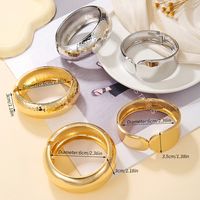 Vintage Style Solid Color Alloy Plating 18k Gold Plated Unisex Bangle main image 2