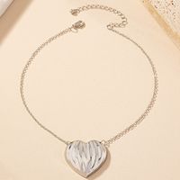 Ig Style Retro Roman Style Heart Shape Alloy Plating Women's Pendant Necklace main image 4