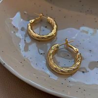 1 Pair Retro C Shape Plating Stainless Steel 18k Gold Plated Earrings main image 4
