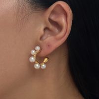 1 Pair Simple Style Flower Inlay Titanium Steel Pearl Ear Studs main image 4