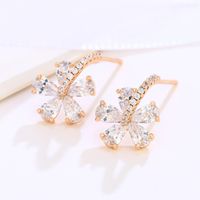 1 Pair Xuping Sweet Flower Plating Inlay Alloy Artificial Gemstones 18k Gold Plated Ear Studs main image 3