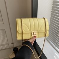 Women's Pu Leather Solid Color Classic Style Square Lock Clasp Shoulder Bag main image 4