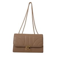 Women's Pu Leather Solid Color Classic Style Square Lock Clasp Shoulder Bag sku image 1