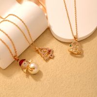 Stainless Steel Copper Cute Simple Style Plating Inlay Christmas Hat Christmas Tree Snowman Freshwater Pearl Zircon Pendant Necklace main image 3