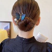 Women's Retro Simple Style Butterfly Synthetics Alloy Embroidery Plating Inlay Rhinestones Pearl Insert Comb main image 1