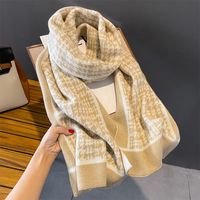Women's Vintage Style Solid Color Wool Blend Scarf main image 4