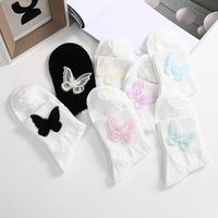 Femmes Décontractée Papillon Nylon Polyester Broderie Crew Socks Une Paire main image 2