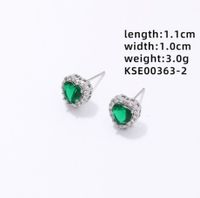 1 Paire Sucré Style Simple Forme De Cœur Placage Incruster Le Cuivre Zircon Plaqué Argent Boucles D'Oreilles main image 2