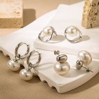 1 Pair Basic Modern Style Circle Pearl Plating Stainless Steel 18k Gold Plated Earrings main image 1