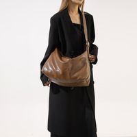 Women's Pu Leather Woolen Solid Color Preppy Style Streetwear Sports Pillow Shape Zipper Tote Bag main image 4