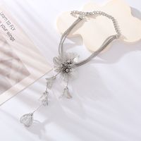 Elegant Luxurious Flower Gold Plated Silver Plated Alloy Wholesale Necklace main image 4