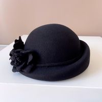 Women's Vintage Style Sweet Flower Crimping Bowler Hat main image 2