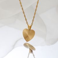 304 Stainless Steel 18K Gold Plated IG Style Sweet Plating Carving Heart Shape Pendant Necklace main image 3