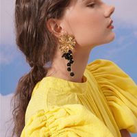 1 Pair Vintage Style Flower Alloy Drop Earrings main image 5
