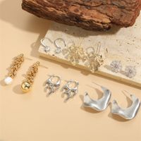 1 Paire Mignon Sucré Gland Fleur Placage Incruster Laiton Perle D'eau Douce Zircon Plaqué Or 14k Or Blanc Plaqué Boucles D'oreilles main image 2