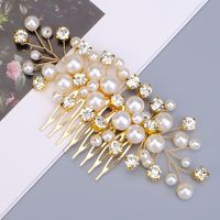 Women's Sweet Geometric Solid Color Alloy Plating Inlay Artificial Pearls Rhinestones Insert Comb main image 3