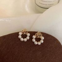 1 Pair Elegant Sweet Flower Plating Inlay Alloy Artificial Pearls Gold Plated Ear Studs main image 4