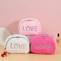 Cute Animal Heart Shape Plush Flannel Square Makeup Bags main image 3