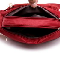 Women's Nylon Solid Color Streetwear Square Zipper Shoulder Bag main image 3