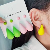 1 Set Cute Water Droplets Spray Paint Arylic Ear Studs main image 2