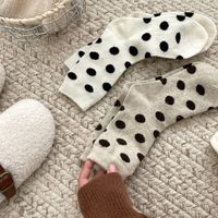 Women's Casual Simple Style Polka Dots Wool Jacquard Crew Socks A Pair main image 4