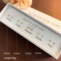 1 Set Cute Leaf Heart Shape Plating Inlay Copper Artificial Pearls Artificial Diamond 14k Gold Plated Ear Studs sku image 3