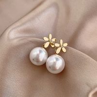 1 Pair Elegant Flower Plating Inlay Alloy Artificial Gemstones Artificial Pearls Gold Plated Drop Earrings main image 4