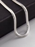 Vintage-stil U-form Einfarbig Titan Stahl Überzug Halskette sku image 1